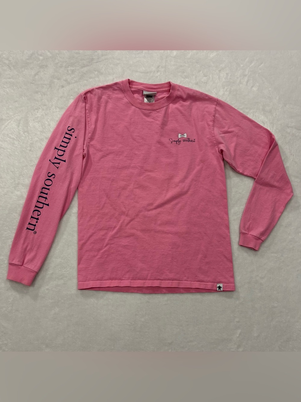 Simply Southern I Like Big Mutts I Can Not Lie Long Sleeve T-shirt Women's sz S - Picture 2 of 3
